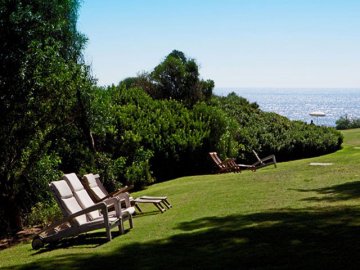 Verzorgde tuin van hotel Cala Caterina - Vakantie Sardinie